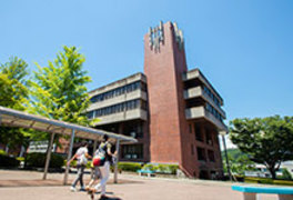 都留文科大学