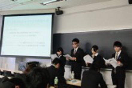 東洋大学 経営学部の最大のイベントである「I部経営学会研究発表大会」。