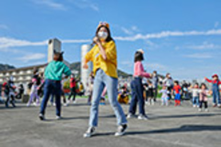 園田学園大学 スクールサポーターやボランティア、地域の子どもイベントなどの取り組みで実践力を磨きます。