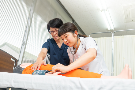 びわこ学院大学 養護教諭の免許が教育系の学部で取得できるのは、全国的にも珍しい特長です。