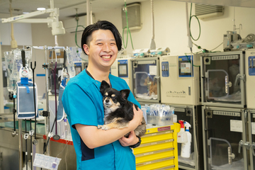 動物看護師　(一財)動物看護師統一認定機構として働く小方　渓介さん