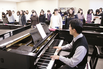 名古屋葵大学 子どもに音楽の楽しさを伝える豊かな表現力を身につけます