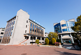 羽衣国際大学