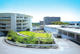 人間環境大学