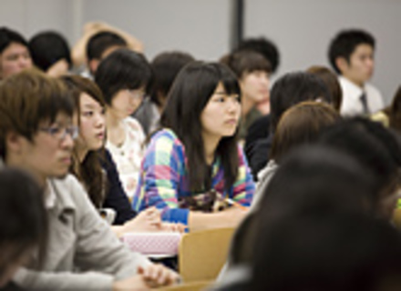 早稲田大学の特長１