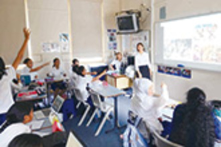 四天王寺大学 海外インターンシップで高い語学力と豊かな国際感覚を磨く。