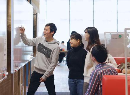 京都産業大学の特長２