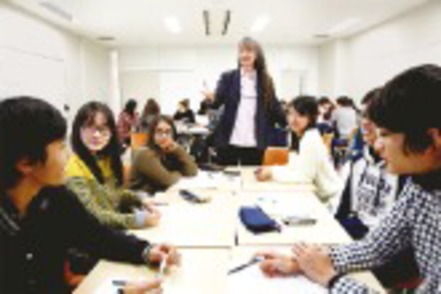 立命館大学 グローバルな環境のなかで政策科学を英語で学びます。