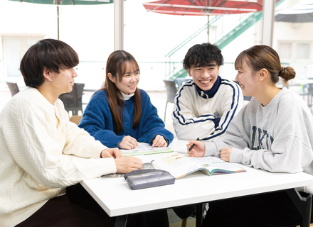 神戸常盤大学の特長２