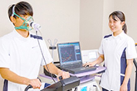 関西福祉科学大学 ［理学療法学専攻］リハビリテーションが求められる時代、医療現場以外にも活躍の場は広がります