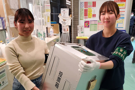 武蔵野大学 政治学科では、公務員を目指す学生をサポートするため試験対策に役立つ内容を授業として開講しています。