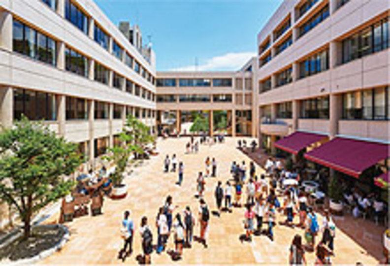 筑紫女学園大学の風景