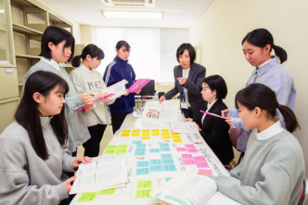 金沢学院大学 経験豊かな教員による充実した指導体制のもと、管理栄養士国家試験に5期生までに259人が合格しました