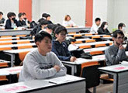 花園大学の特長2