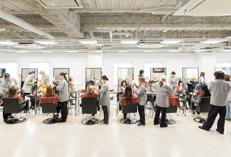 愛知美容専門学校の風景