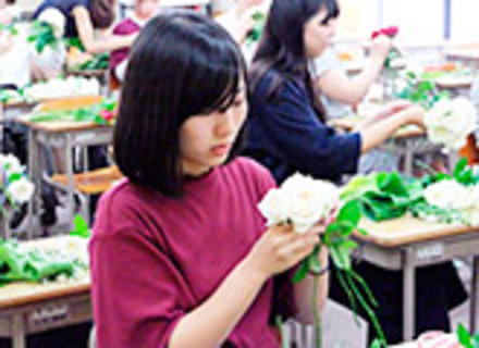 国際製菓専門学校の特長3
