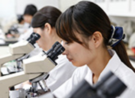 湘央医学技術専門学校の特長2