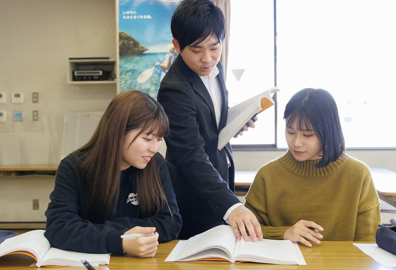 大阪法律公務員専門学校の風景