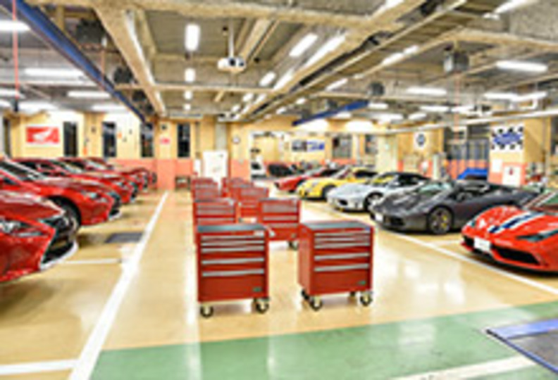 専門学校東京自動車大学校の風景