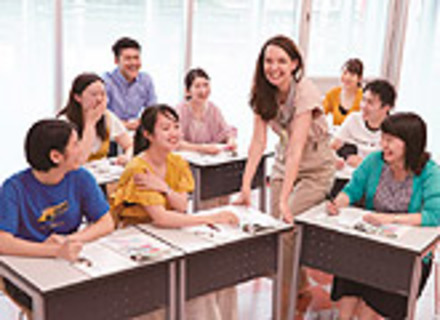 日本外国語専門学校の特長1