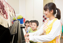 大阪保育こども教育専門学校