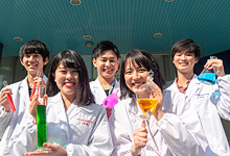 日本分析化学専門学校の風景