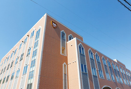 弘前学院大学