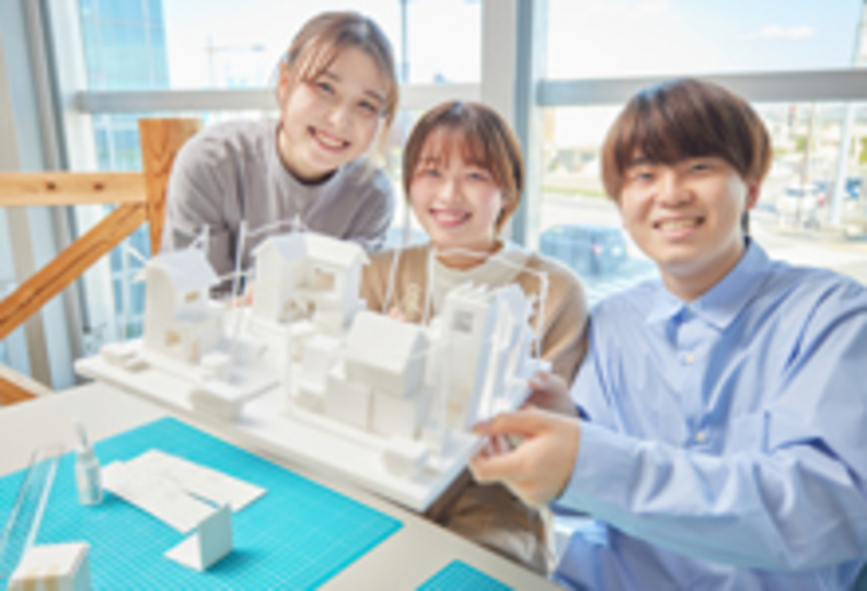 新潟工科専門学校の風景