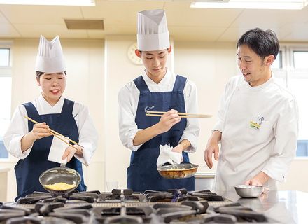 札幌調理製菓専門学校の特長1