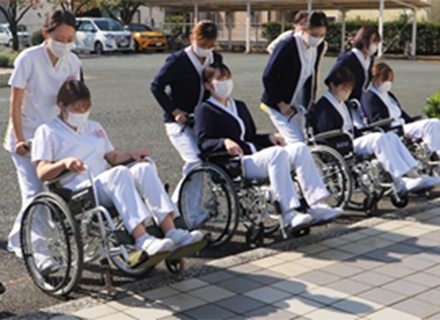 福岡医療短期大学の特長2