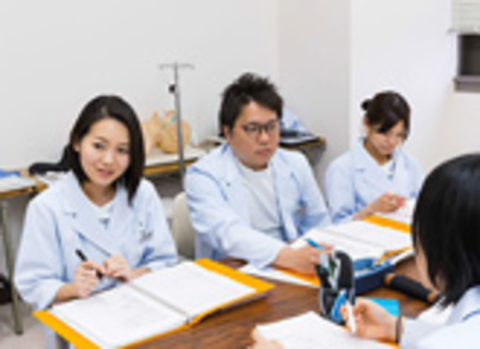 奥羽大学の特長１