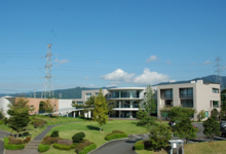 医療福祉専門学校　緑生館の風景