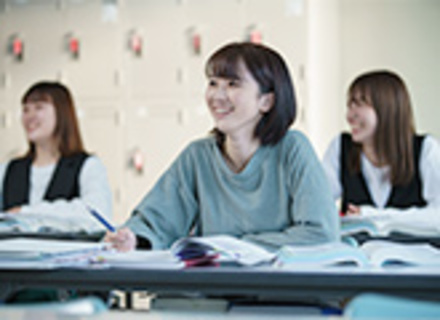 九州医学技術専門学校の特長3