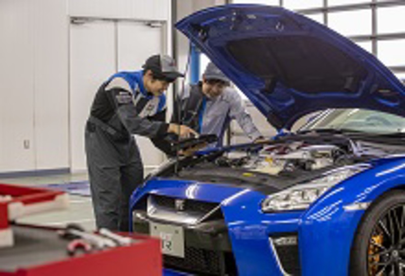 専門学校　日産愛知自動車大学校の風景