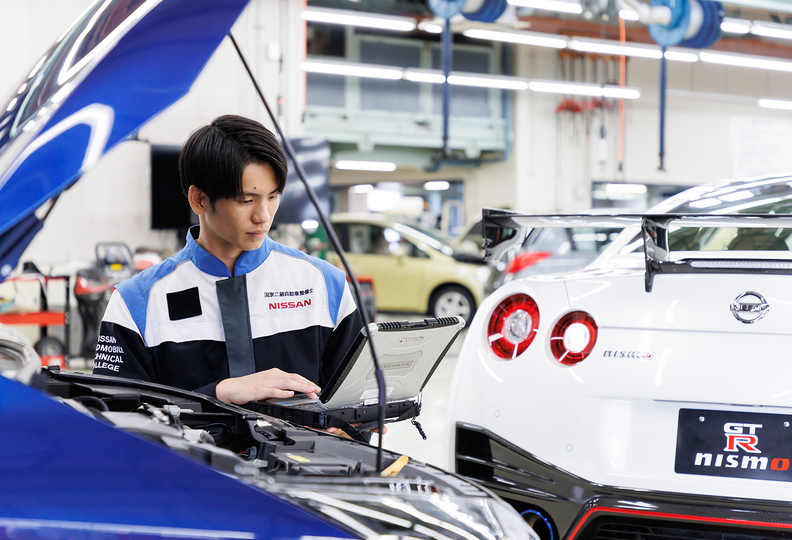 専門学校　日産栃木自動車大学校の風景