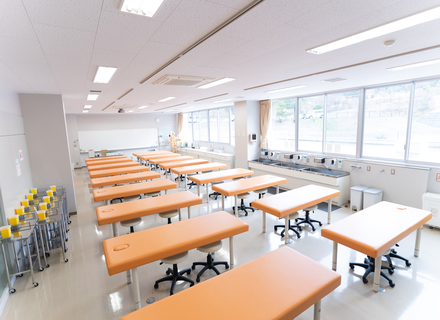 宝塚医療大学の特長1