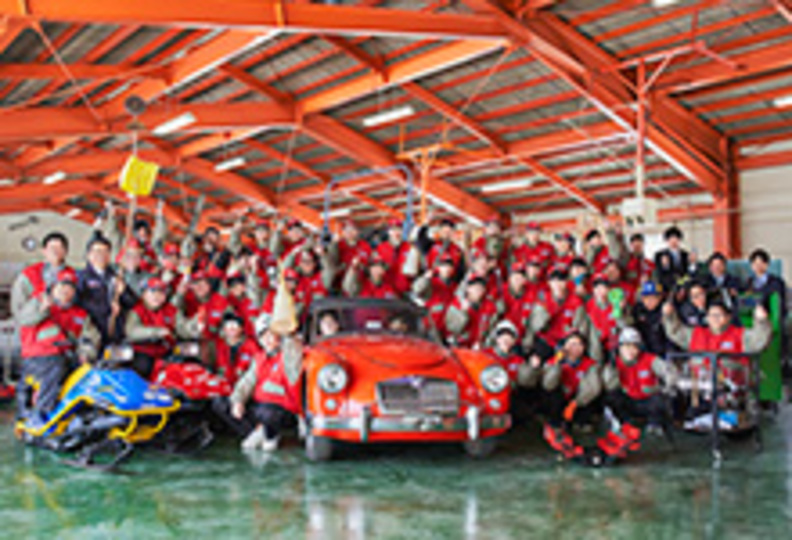 専門学校　北日本自動車大学校の風景