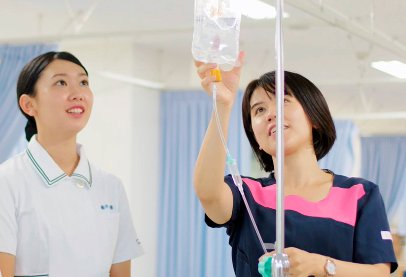 横浜実践看護専門学校の風景