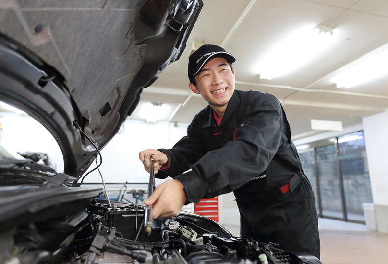 京都自動車専門学校の風景