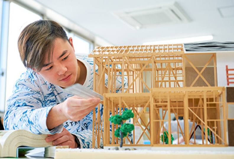 日本工科大学校の風景