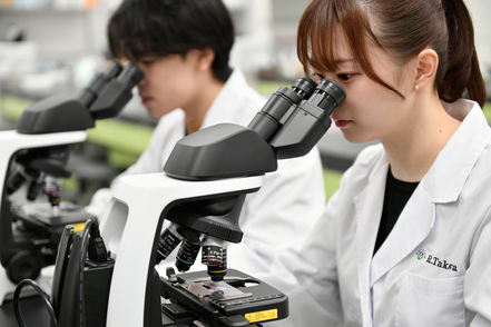 群馬パース大学 【放射線学科】知識・技術だけでなく、態度・接遇といった医療人として必要不可欠な思考や判断能力を養います。