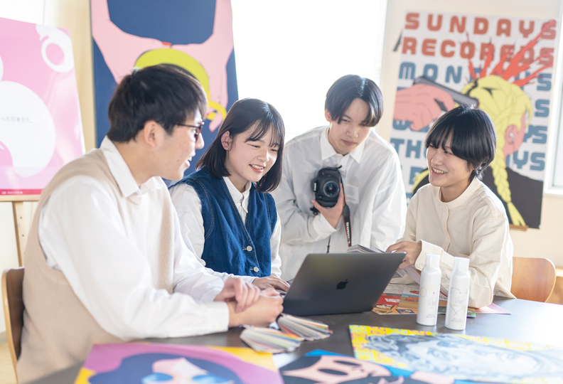 専門学校穴吹デザインカレッジの風景