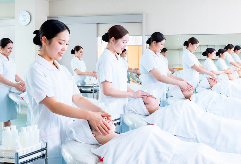 国際エステティック専門学校の風景