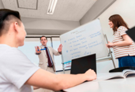 グレッグ外語専門学校新宿校