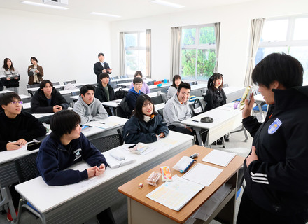 育英大学の特長1