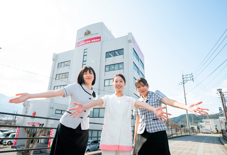 河原医療大学校　新居浜校の風景