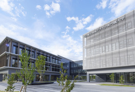 東京情報デザイン専門職大学