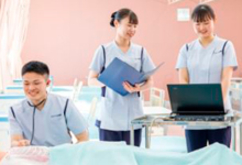 国際ティビィシィ小山看護専門学校の風景