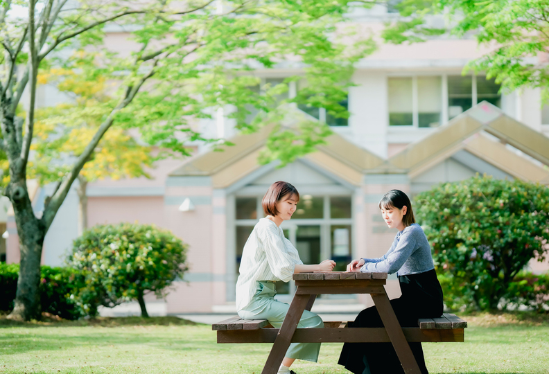 松山東雲女子大学の風景
