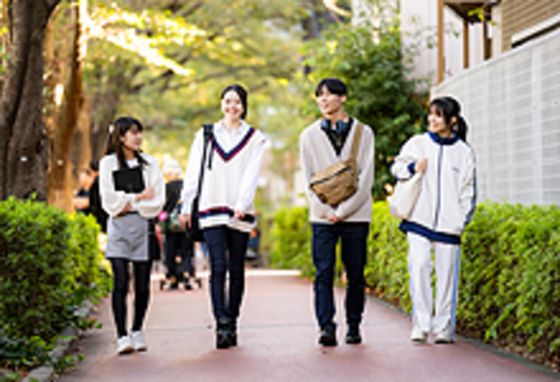 ＫＡＤＯＫＡＷＡ　アニメ・声優アカデミー　大学部　大阪校の風景